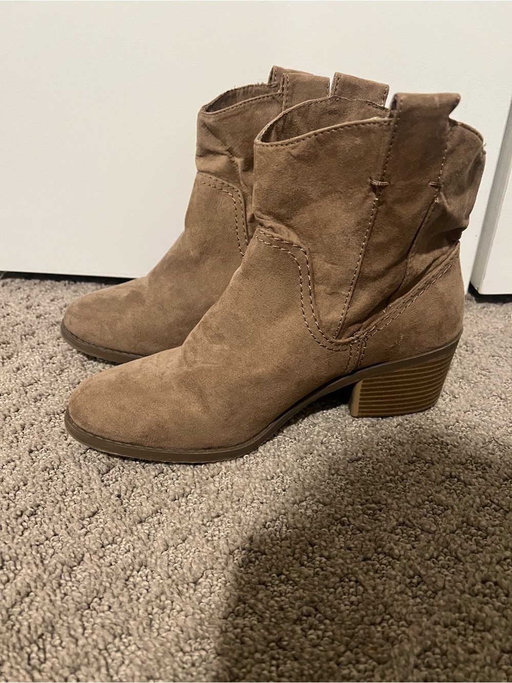 Merona Taupe Suede Western Ankle Booties